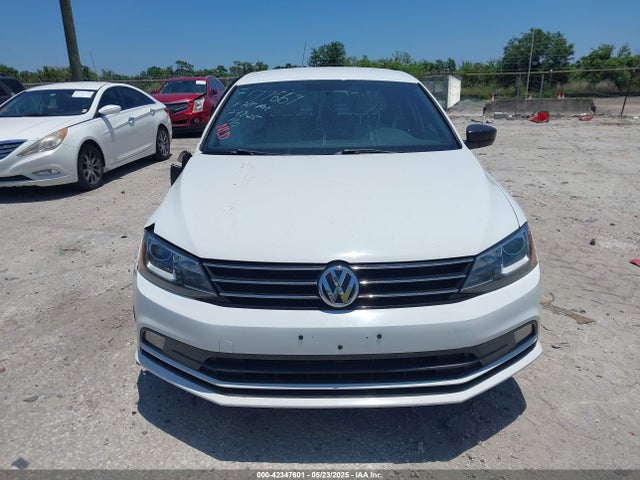 3VWD17AJ8HM313527 Volkswagen Jetta 1.8t Sport