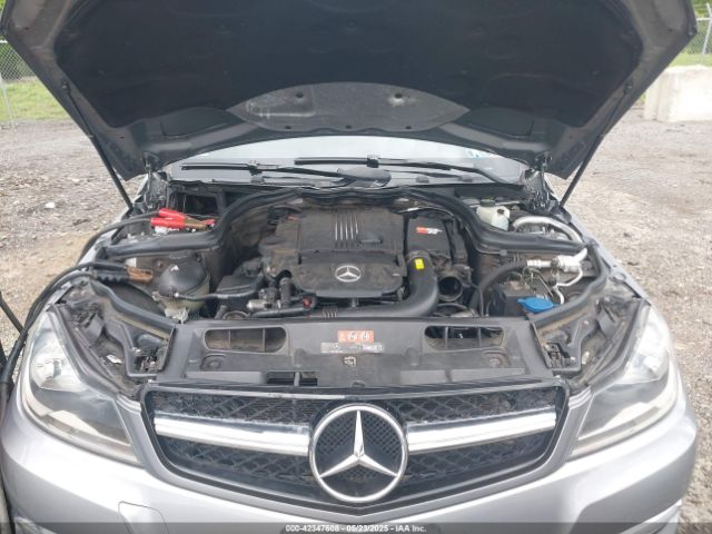 2012 MERCEDES-BENZ C 250 WDDGJ4HB5CF745892 Photo 9