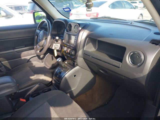 1C4NJPFB0GD589722 Jeep Patriot Latitude