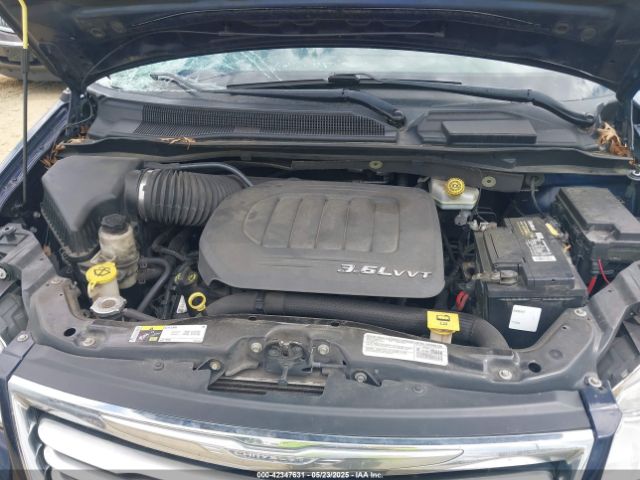 2C4RC1CG6ER200200 Chrysler Town & Country Touring-l