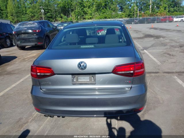 3VW2B7AJ9JM260671 Volkswagen Jetta 1.4t S