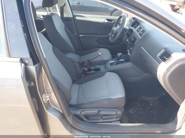3VW2B7AJ9JM260671 Volkswagen Jetta 1.4t S
