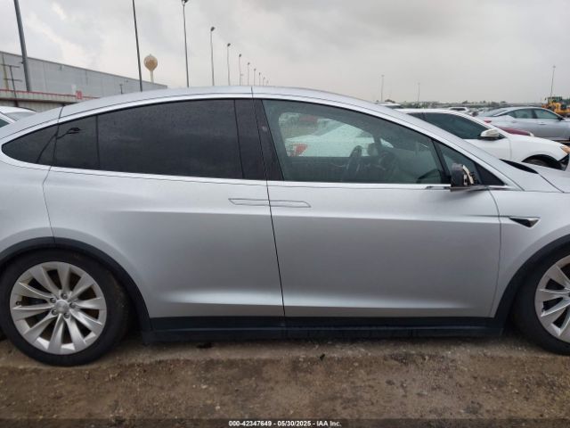 5YJXCDE23HF067843 Tesla Model X 100d/75d/90d
