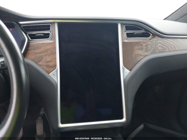 5YJXCDE23HF067843 Tesla Model X 100d/75d/90d