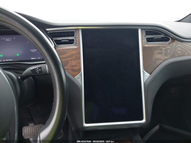 5YJXCDE23HF067843 Tesla Model X 100d/75d/90d