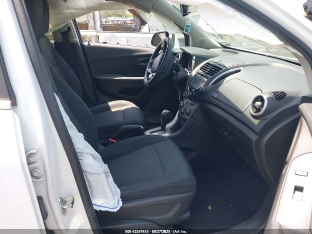 3GNCJLSB0GL199274 Chevrolet Trax Lt