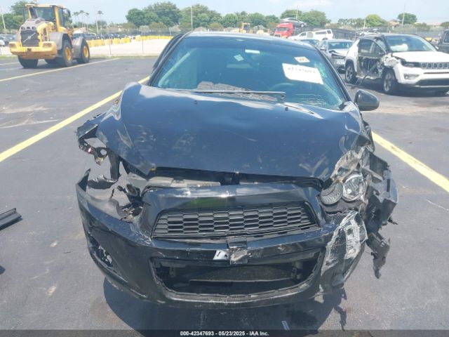 1G1JD6SH1H4118831 Chevrolet Sonic Lt Auto