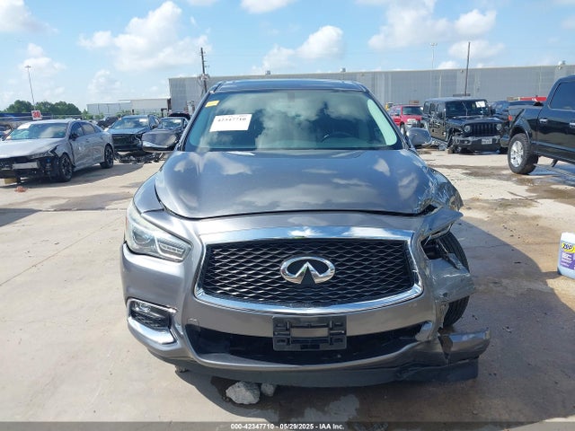 Infiniti 2018 2018 5N1DL0MM7JC503560 Image 13