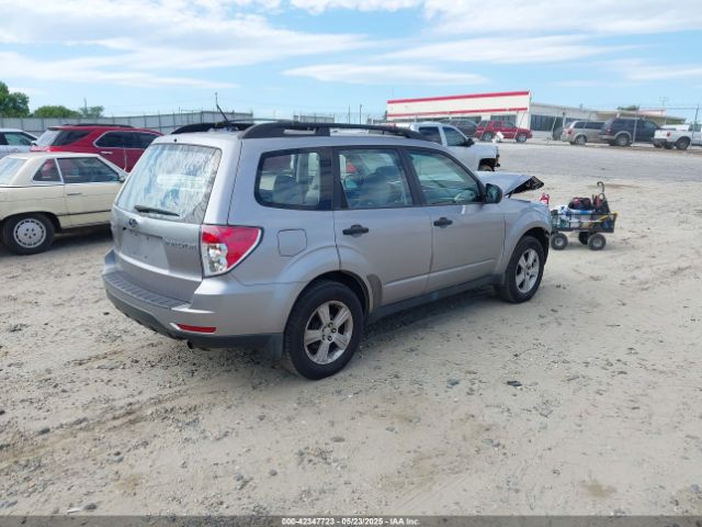 2011 SUBARU FORESTER JF2SHBBC7BH713665 Photo 3