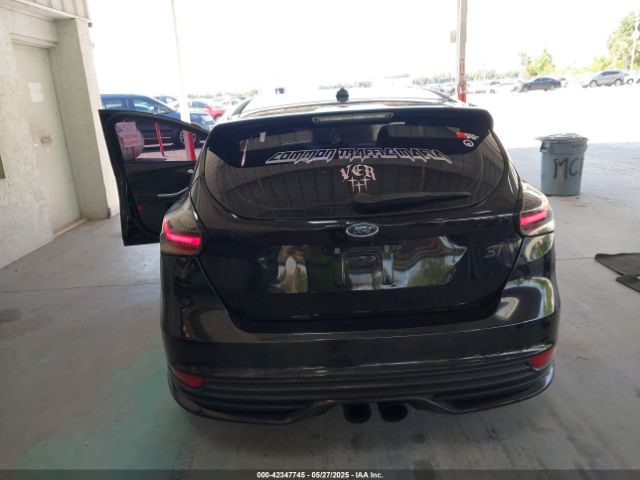 1FADP3L98GL279947 Ford FOCUS ST