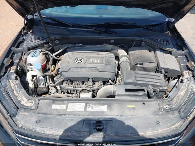 Volkswagen 1.8 tsi 2017 1VWBT7A3XHC033225 Image 10
