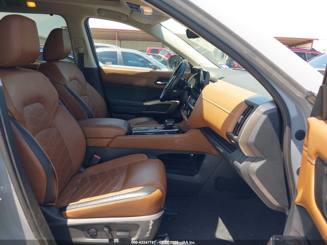 42347767 :رقم المزاد ، 5N1DR3DH6PC200362 vin ، 2023 Nissan Pathfinder Platinum Fwd مزاد بيع