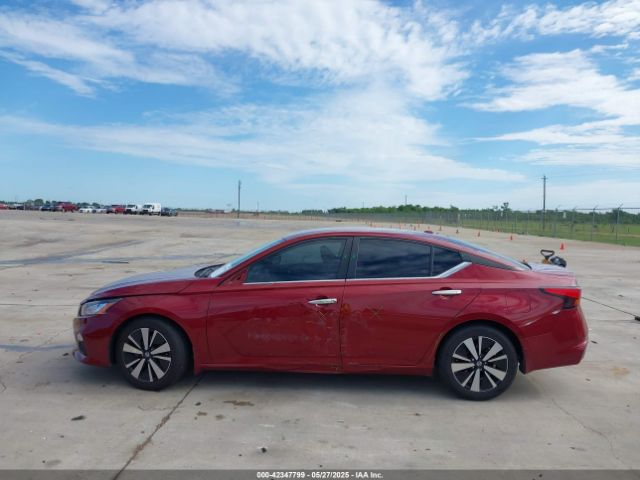 1N4BL4DV3NN409915 Nissan 2022