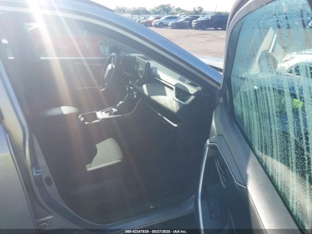 2021 TOYOTA RAV4 2T3H1RFV6MW137050 Photo 4