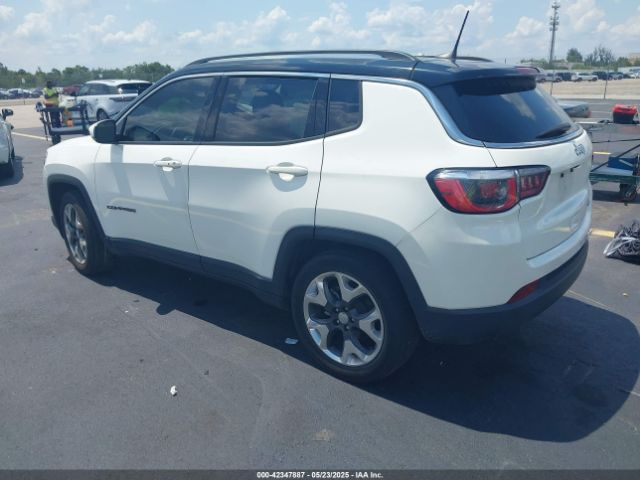 2019 JEEP COMPASS 3C4NJCCBXKT725774 Photo 2