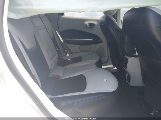 2019 JEEP COMPASS 3C4NJCCBXKT725774 Photo 7