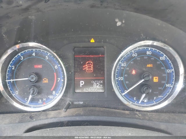 2T1BURHE5HC776126 Toyota COROLLA LE