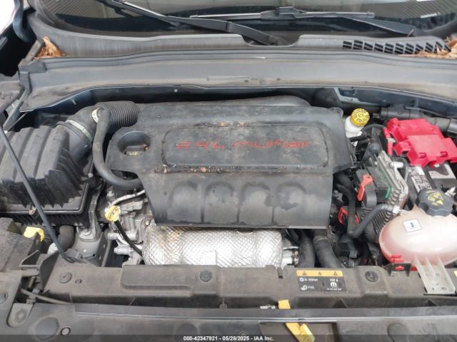ZACNJABB0LPL65586 Jeep Renegade Latitude Fwd