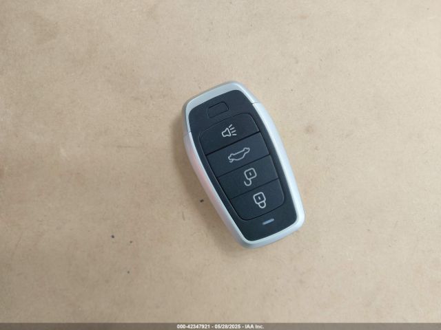 ZACNJABB0LPL65586 Jeep Renegade Latitude Fwd