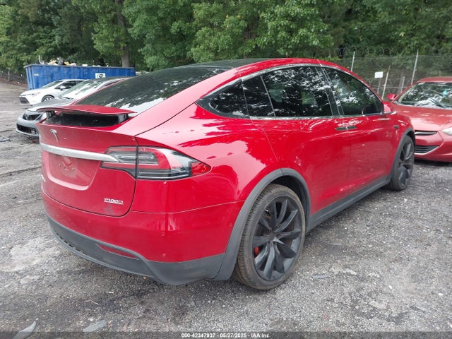 2017 TESLA MODEL X 5YJXCBE40HF055820 Photo 3