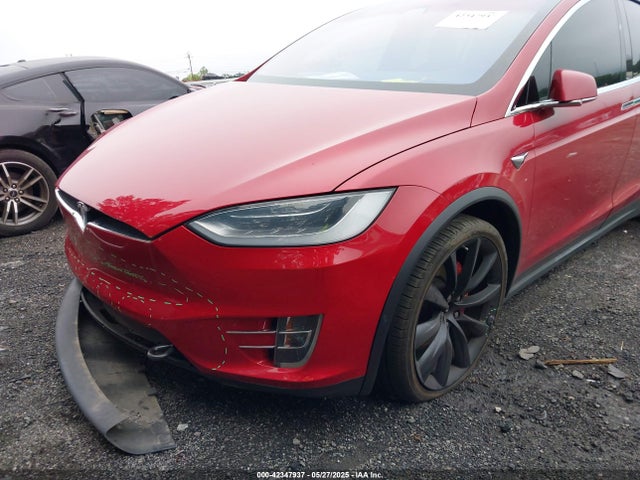 2017 TESLA MODEL X 5YJXCBE40HF055820 Photo 5