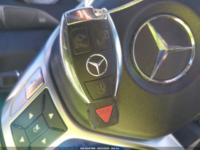 2013 MERCEDES-BENZ C 250 WDDGF4HB1DR262921 Photo 10