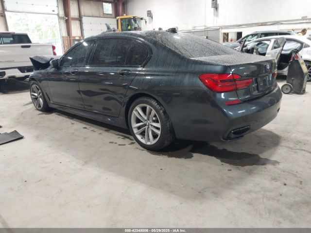 2019 BMW 740I WBA7E4C58KGV70088 Photo 2