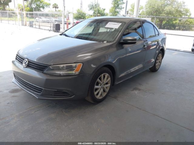 3VWD17AJXEM315517 Volkswagen Jetta 1.8t Se