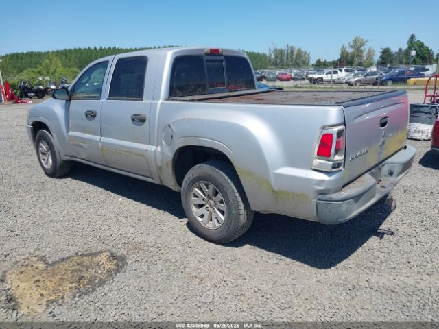 2006 MITSUBISHI RAIDER 1Z7HC28K66S561607 Photo 2