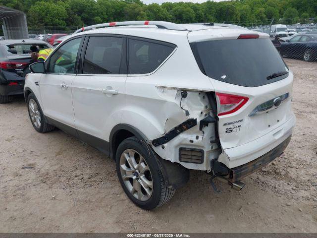 1FMCU0JX3EUD80511 Ford Escape Titanium