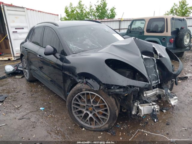 2018 PORSCHE MACAN WP1AB2A53JLB38537