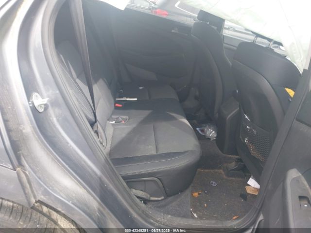 KM8J3CA28GU095533 Hyundai Tucson Sport