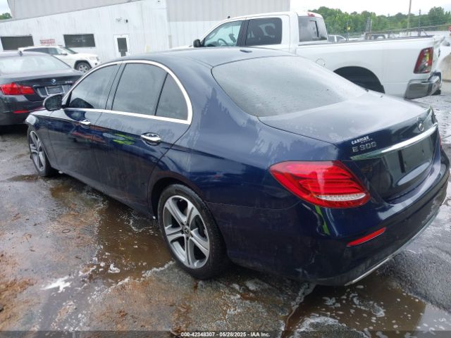 2017 MERCEDES-BENZ E 300 WDDZF4KBXHA267542 Photo 2