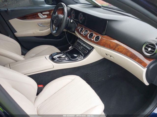 2017 MERCEDES-BENZ E 300 WDDZF4KBXHA267542 Photo 4
