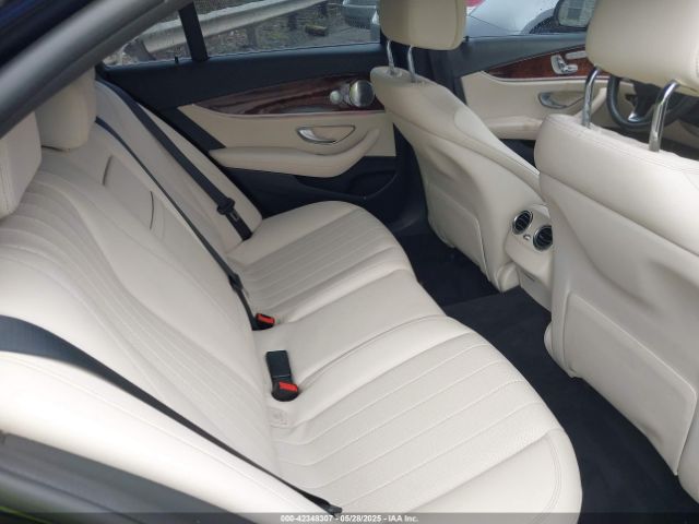 2017 MERCEDES-BENZ E 300 WDDZF4KBXHA267542 Photo 7