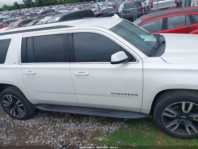 Chevrolet Suburban Lt 2017 1GNSCHKC2HR252272 Image 14
