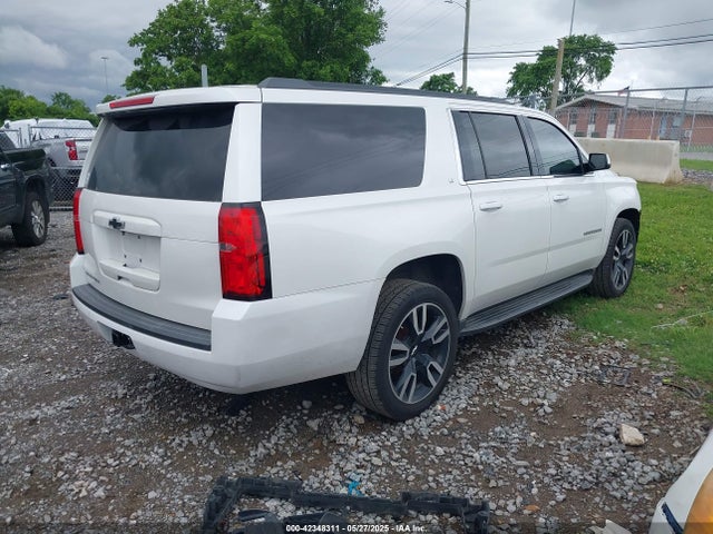 Chevrolet Suburban Lt 2017 1GNSCHKC2HR252272 Image 4