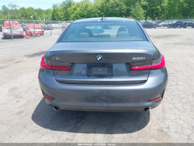 3MW5R7J54K8B01563 BMW 330i Xdrive