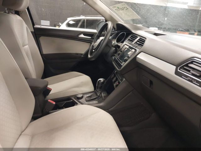 2020 VOLKSWAGEN TIGUAN 3VV0B7AX4LM117114 Photo 4