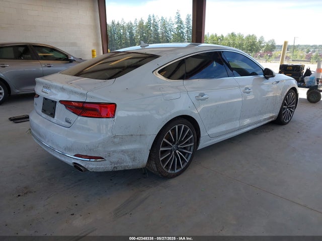 Audi 2018 2018 WAUCNCF5XJA009042 Image 4