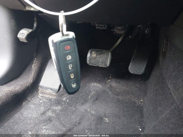 1LNHL9DK0EG610145 Lincoln MKS