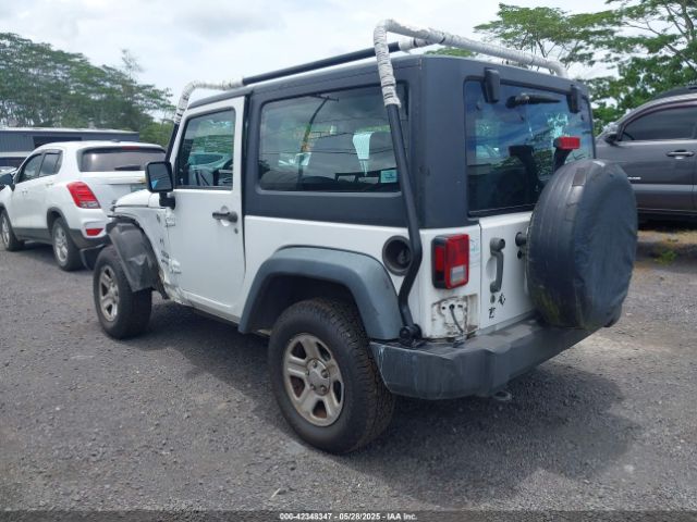 2013 JEEP WRANGLER 1C4AJWAG6DL626429 Photo 2