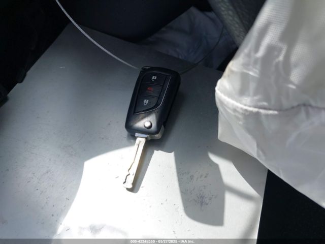 NMTKHMBX7KR097327 Toyota C-HR LE