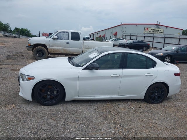 Alfa Romeo giulia (952) 2021 ZARFAMAN8M7639352 Image 12