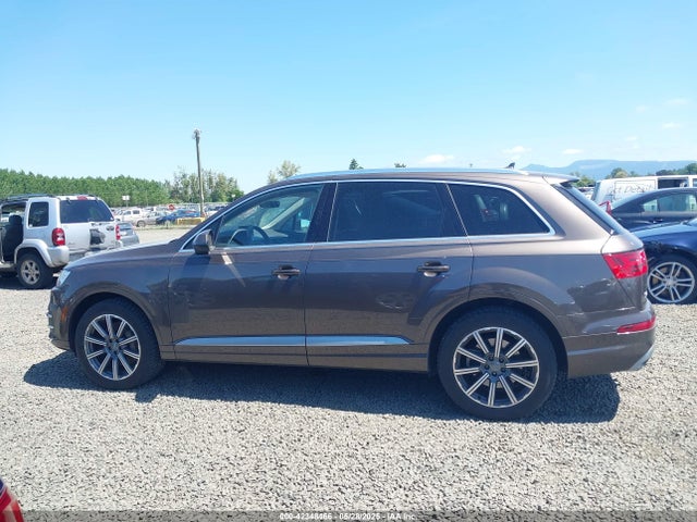 Audi 2017 2017 WA1LAAF78HD053483 Image 14