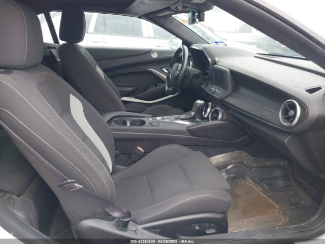 1G1FB3DX9H0119439 Chevrolet Camaro 1lt