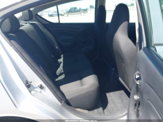 3N1CN7AP6HL844483 Nissan Versa 1.6 S