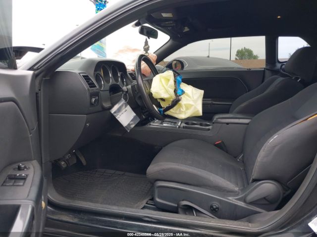 2013 DODGE CHALLENGER 2C3CDYAG8DH530671 Photo 4