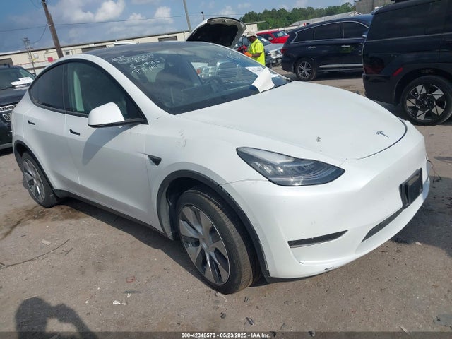 2021 TESLA MODEL Y 5YJYGDEE9MF114967 Photo 0