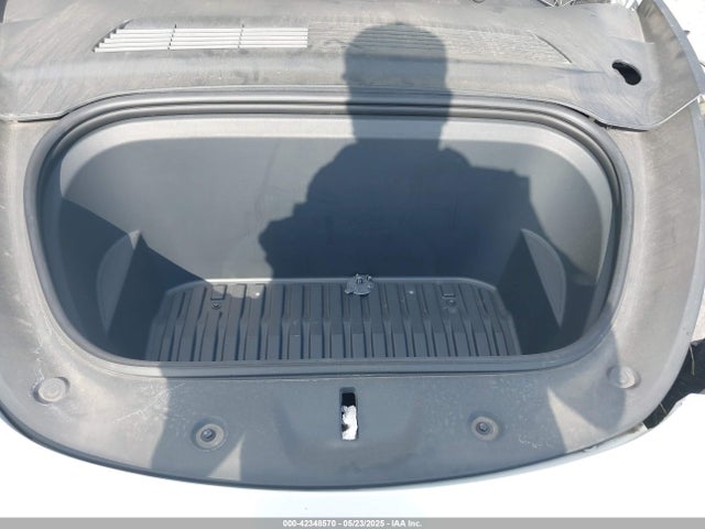 2021 TESLA MODEL Y 5YJYGDEE9MF114967 Photo 9